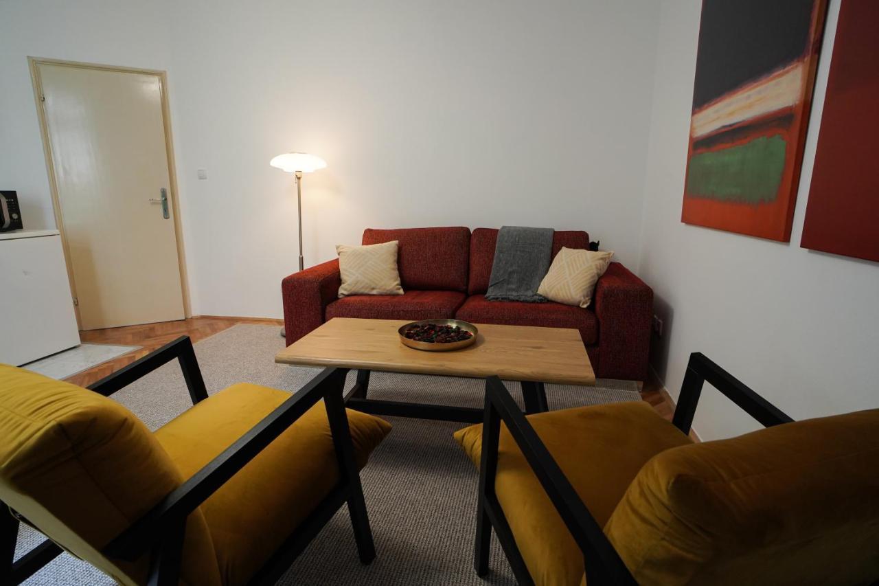 Quiet Luxury Family Apt Belgrade Fortress Center Bagian luar foto